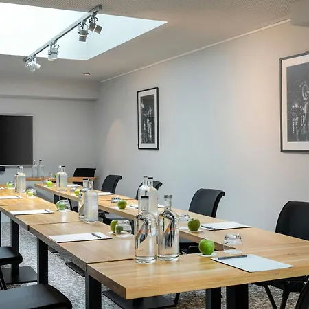 Courtyard By Marriott Brussels Eu-2