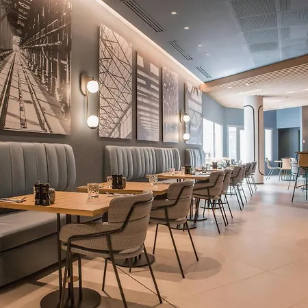 Courtyard By Marriott Paris Arcueil-2