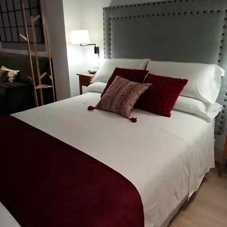 Apartamentos Turísticos La Plaza Chipiona-2