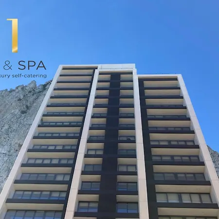 E1 Suites & Spa Aparthotel Style - Gym & Spa-2