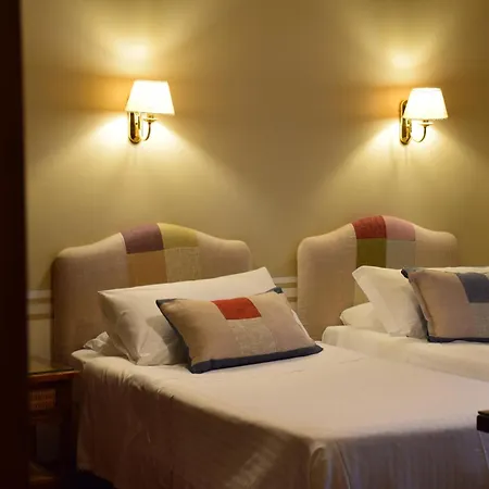 Hotel Lancelot-2