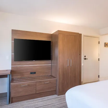 Holiday Inn Express Grover Beach-Pismo Beach Area By Ihg-2