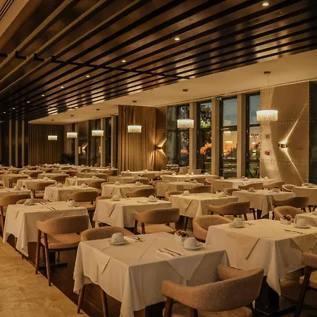 Real Marina Hotel & Spa-2