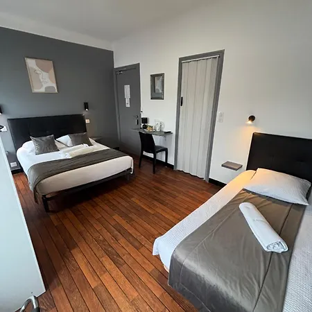 Crystal Hotel-2