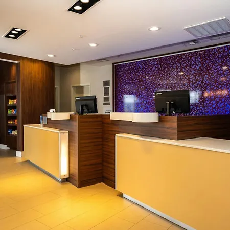 Fairfield Inn & Suites By Marriott Huntsville-3