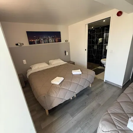 Fasthotel Roissy - Saint-Witz-3