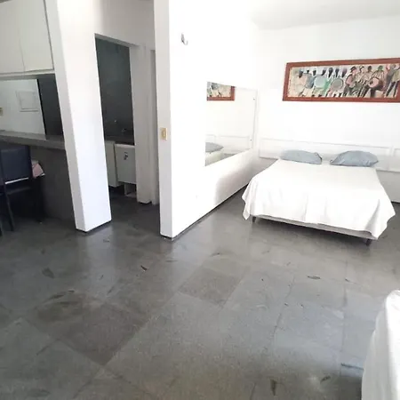 Via Venetto Flat-3