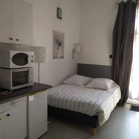 Les Bains Douches-2