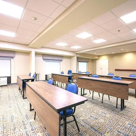 Hampton Inn Hays-North Of I-70-2