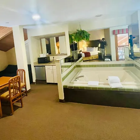 Baymont By Wyndham Indianapolis-2