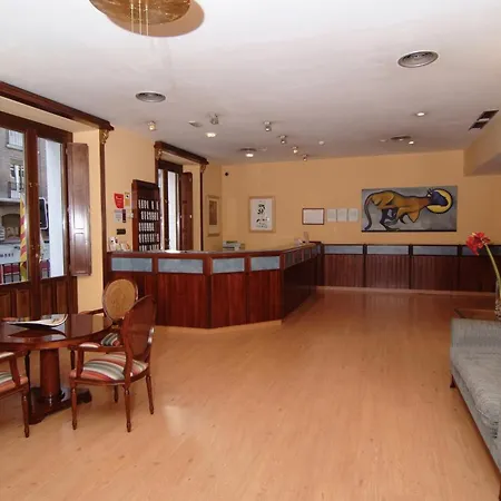 Hostal Cataluña-3