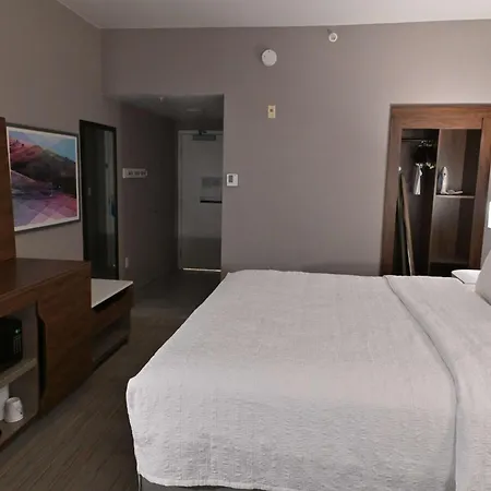 Hampton Inn Milpitas-2