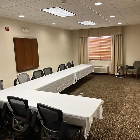 Holiday Inn Express Hotel & Suites Howell By Ihg-3