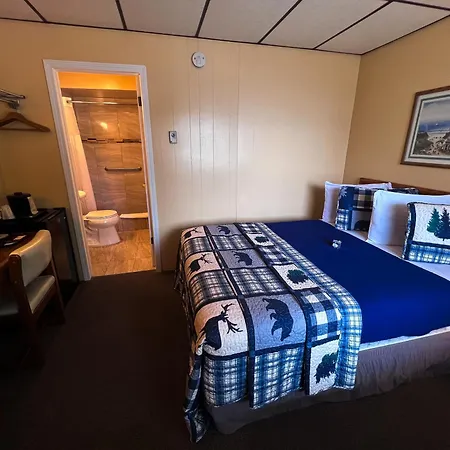 Riviera Motel-2