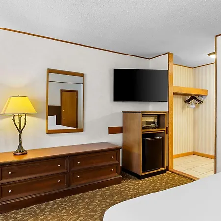Best Western Adirondack Inn-3