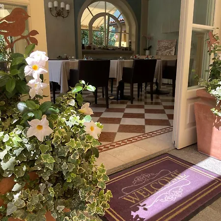 Villa Palmira Kinderfreies Hotel-2