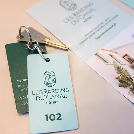 Hôtel les jardins du canal - piscine chauffée à 28 degrés - parking gratuit - garage - bornes électriques - accueil vélos et motos - kids friendly-solaire ecoresponsable-2