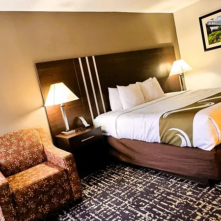 Quality Inn Cleveland North-3