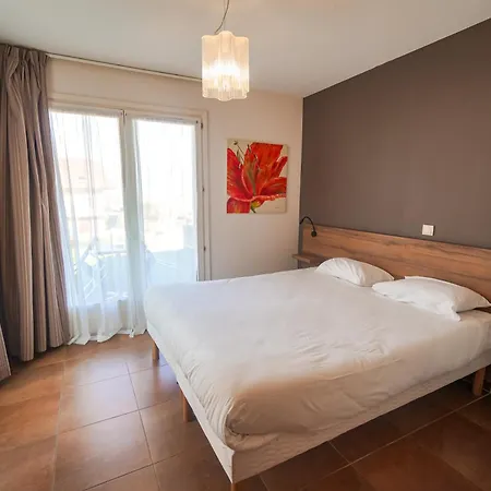 Résidence Hôtelière Spa Les Chataigniers-2