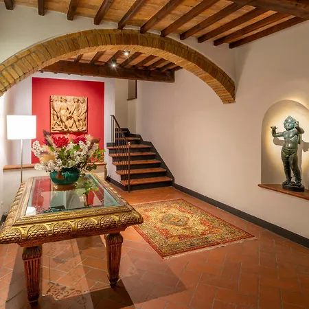 Duccio Nacci Rooms- Guesthouse-3