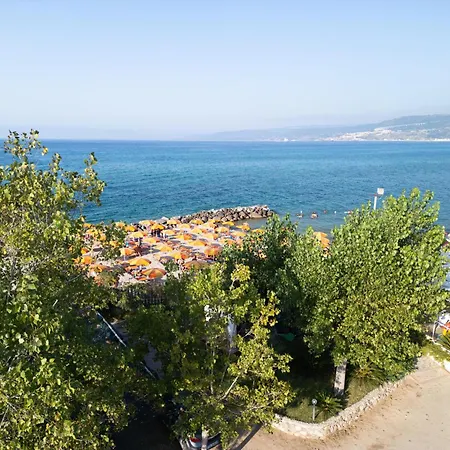 Hotel Baia Di Trainiti-2