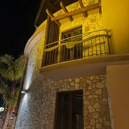 Sun Tower Beach Apartments-3