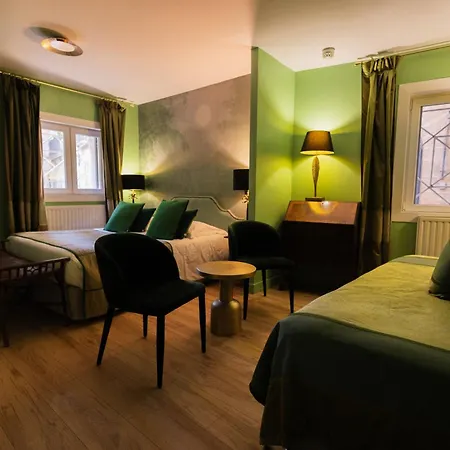 Hotel du Palais-2