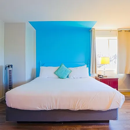 Coast River Inn By Oyo Seaside-3