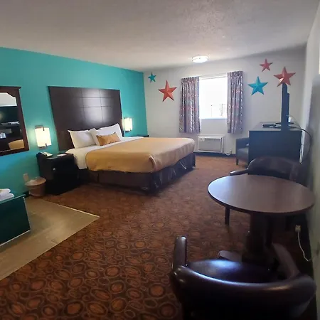 Howard Johnson By Wyndham Branson Theatre District-3