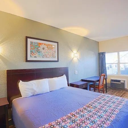 Sunrise Inn By Oyo Titusville Fl-2