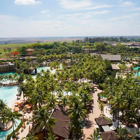 Hot Beach Resort-3