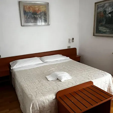 Hotel Mediterraneo-2
