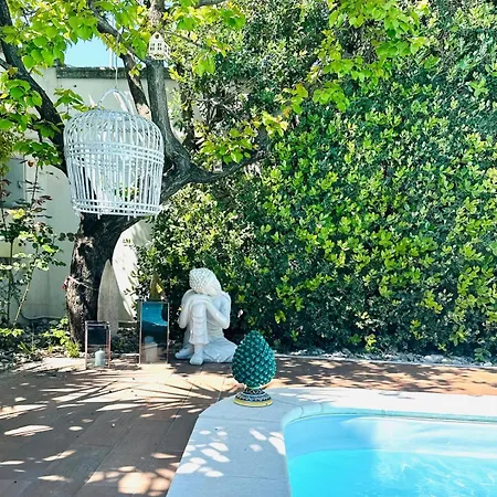 La Casa (Adults Only)-2
