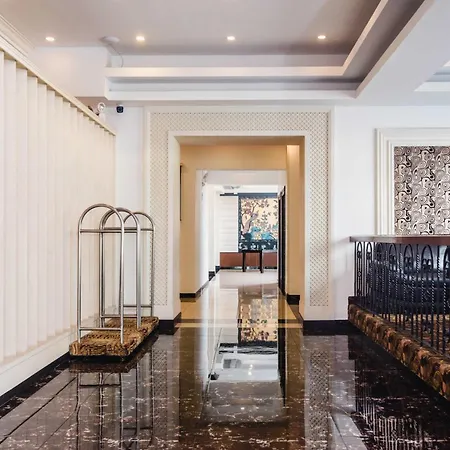 Nobility Grand Hotel-3