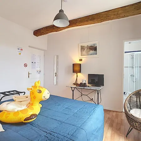 Le Grand Bassin, B&B autonome, au bord du canal du Midi-2