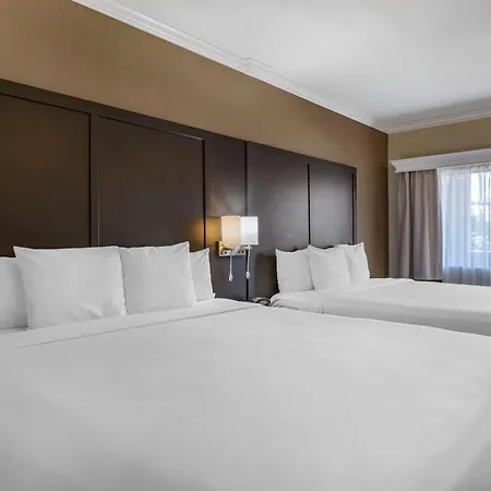 Comfort Inn & Suites Huntington Beach-2