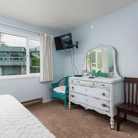 Ocean Terrace Condominiums-2