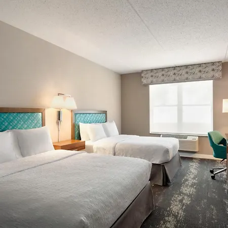 Hampton Inn At Tin Lizzie Gaming Resort-2