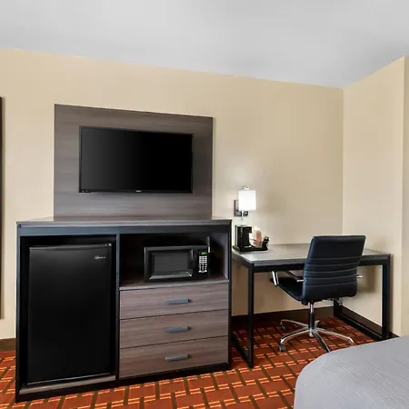 Quality Inn Marshall-3