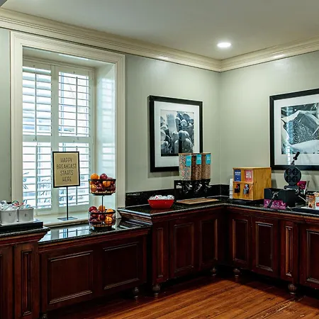 Hampton Inn Charleston-Historic District-3