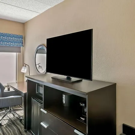 Hampton Inn Bowie-3