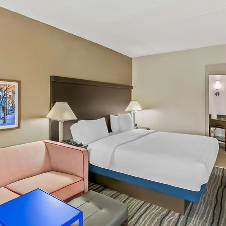 Hampton Inn Bowie-2