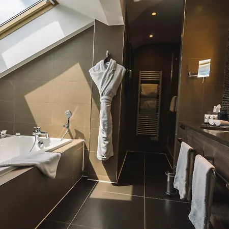 Hotel Le Savoy-3