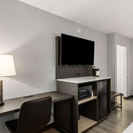 La Quinta Inn By Wyndham Stockton-2