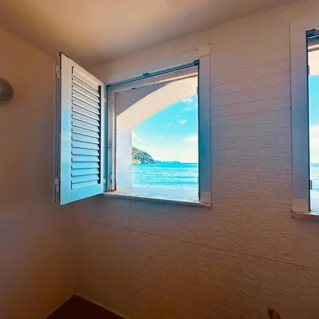 Lido Di Procida Guest House-2