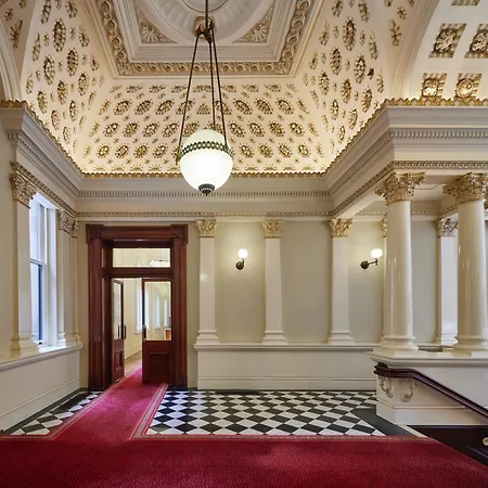 The Fullerton Hotel Sydney-2