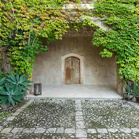 Baglio Siciliamo Country House-2