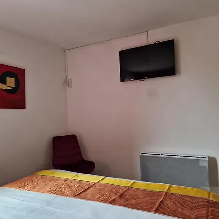 Prest'Hôtel Epinal-2