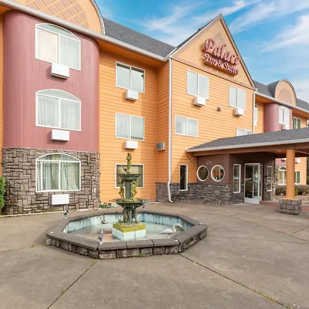 Palace Inn & Suites-2