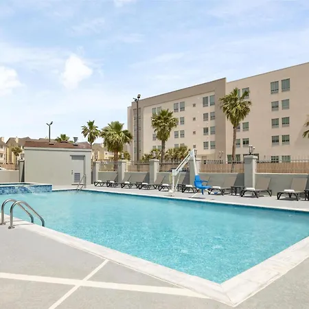 Hampton Inn & Suites Galveston-3